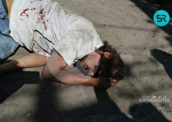 Vecinos de la Colonia Villa Verde golpean a presunto ladrón 