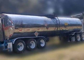 Hallan toma clandestina en campos de fut de Xonacatepec 