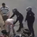 Policías Municipales de Puebla muestran que adulto murió infartado; exigen liberación de compañeros