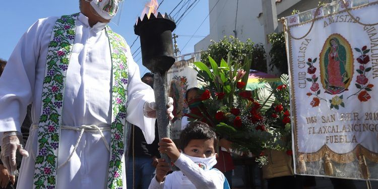 Antorcha Guadalupana llega a Puebla; este lunes sale a rumbo a Tepontla