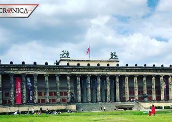 Reportan que jóvenes vandalizaron escultura de la Isla de los Museos de Berlín