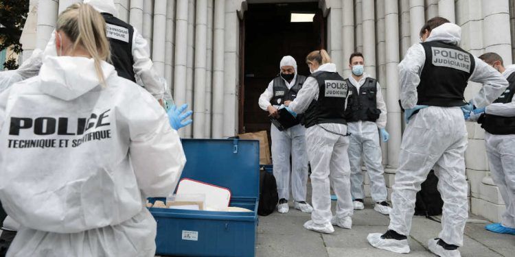 Ataque terrorista en Francia causa tres muertos en una iglesia de Niza