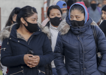 Ellas laboran fuera de casa siete horas más que ellos