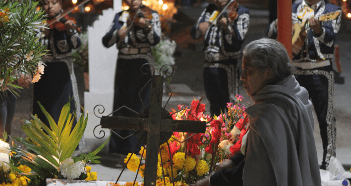 IN MEMORIAM / Días de Guardar