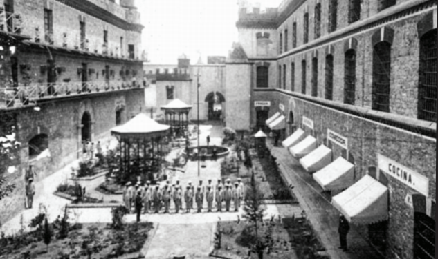 IN MEMORIAM / Colegio, convento, cárcel y cuartel