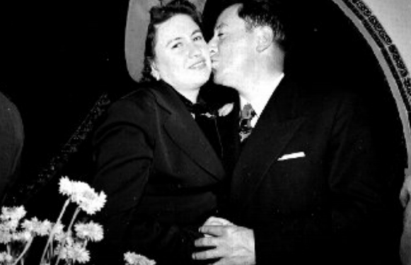 IN MEMORIAM / Un beso antes de gobernar