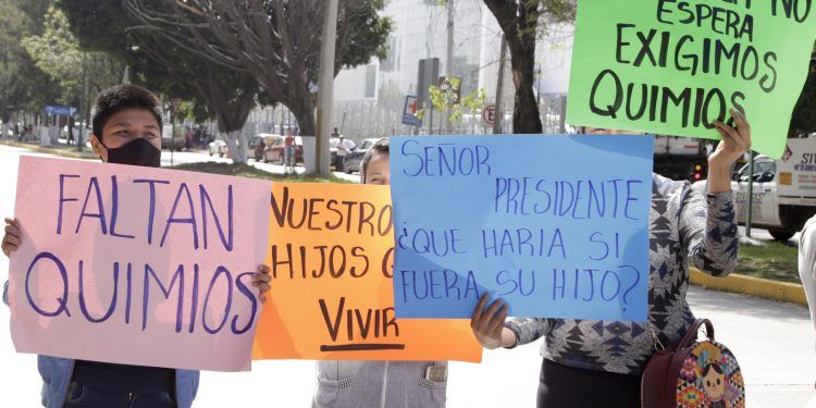 Sin medicación, niños con cáncer a su suerte