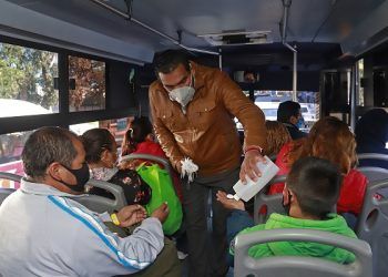 Infraccionan 15 unidades de transporte público en Puebla por exceder 50% de cupo