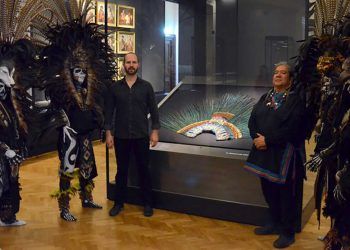 El penacho de Moctezuma no podría ser trasladado a México «al menos en los próximos diez años»