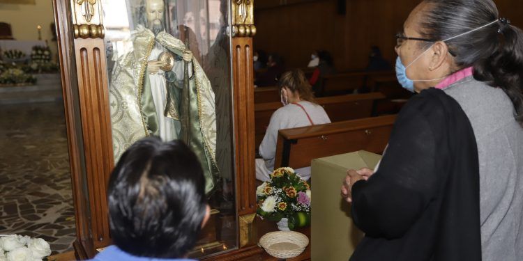 San Judas Tadeo, quítanos el virus