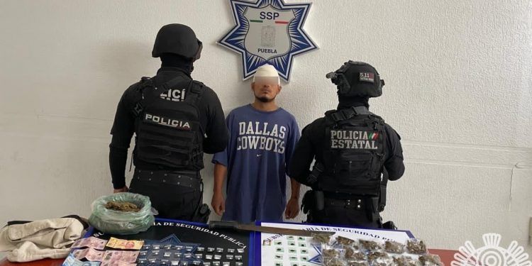 FGE realiza operativo en local del Barrio de Santiago