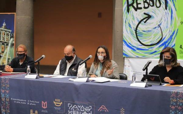 FGE realiza operativo en local del Barrio de Santiago