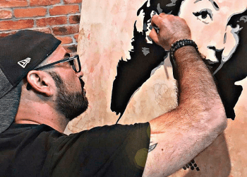 Beerot Curjai, un ave nocturna que cala el pop