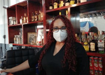 Botaneros, a reiventarse o cerrar en la pandemia