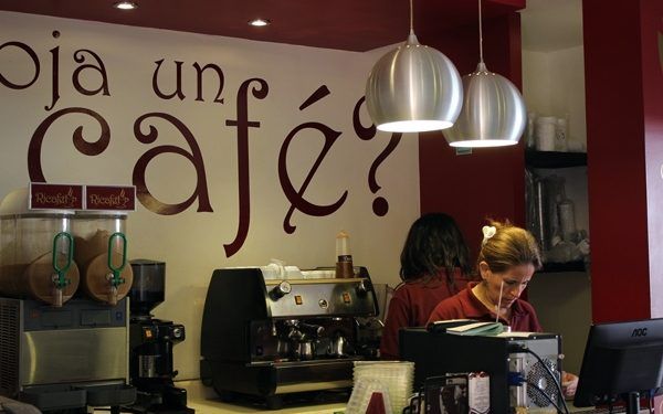 Impuesto por ponerle un shot al cafecito
