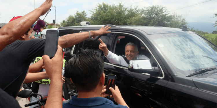 Al pie de la letra / Ni FRENAA, ni alianzas, ni COVID: AMLO y 4T gozan de cabal salud