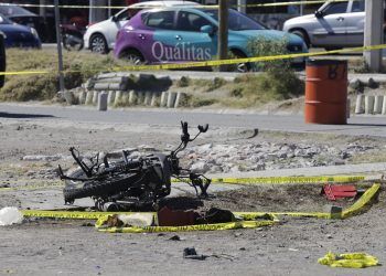 Explosión de una moto afuera del Cereso de Puebla, mensaje entre reclusos: Barbosa