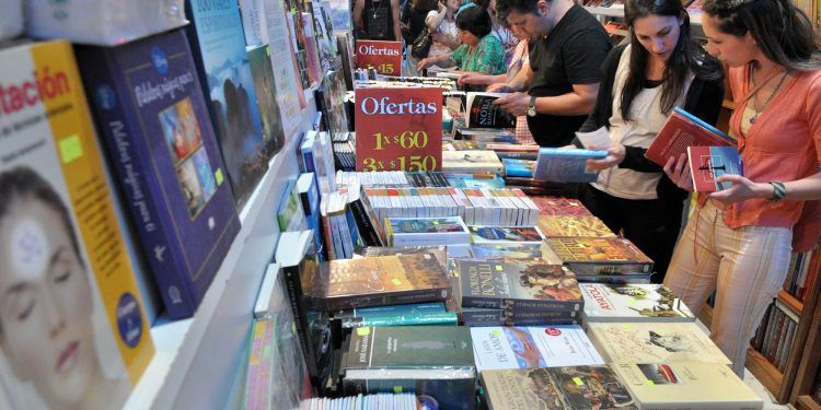 En Día del Libro, ventas desplomadas