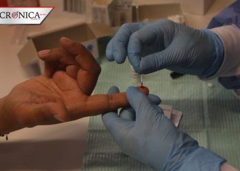 Estudiantes mexicanos crean prueba COVID-19 que da resultados en segundos
