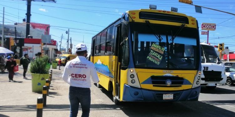 Habilitarán traslado de personal médico y de trabajadores de actividades esenciales