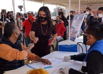 Inaugura Norma Layón Feria de Empleo en Texmelucan