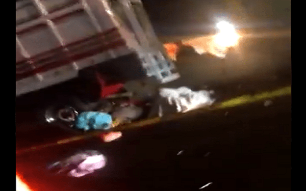 Pareja muere tras derrapar su motocicleta en la autopista México-Puebla