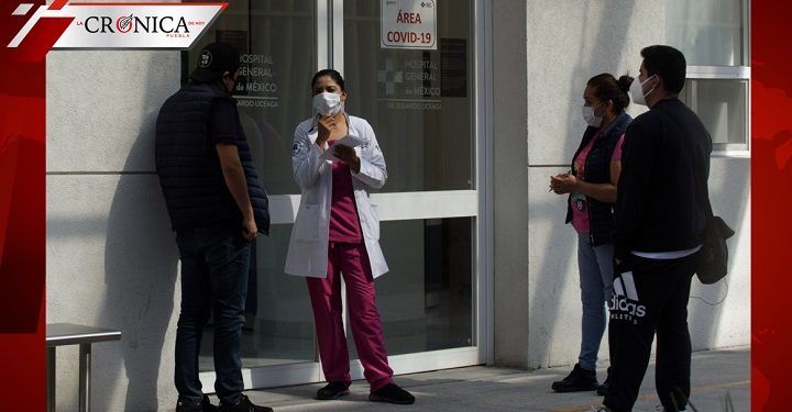 Médicos de Chiapas emprenden viaje a la Ciudad de México para apoyar a hospitales