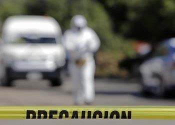 Hallan cadáver de mujer de la tercera edad en casona del Centro