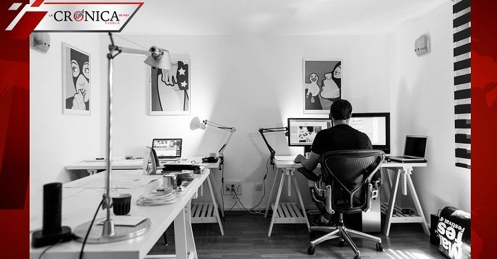 Legisladores buscan que jefes paguen el internet de empleados en home office