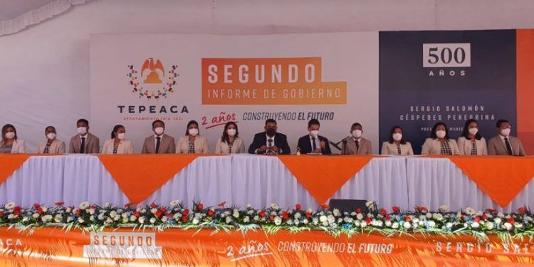 Sergio Céspedes, alcalde de Tepeaca, rindió su segundo informe de labores