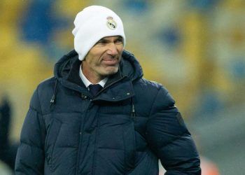 Zinedine Zidane da positivo a COVID-19