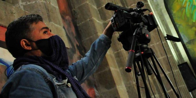 En Ciudad de México proponen vacunar a reporteros que trabajen en calle