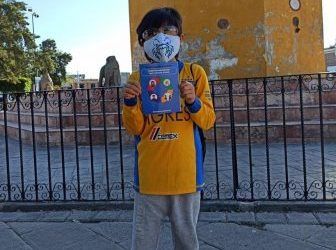 Tigres y CEMEX entregan kits de higiene a niños poblanos 