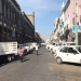 Ayuntamiento de Puebla coloca unidades en calles del Centro para evitar ambulantaje