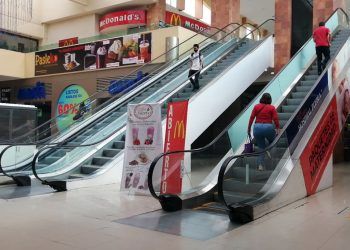 Centros Comerciales de Puebla piden permisos para abrir negocios no esenciales