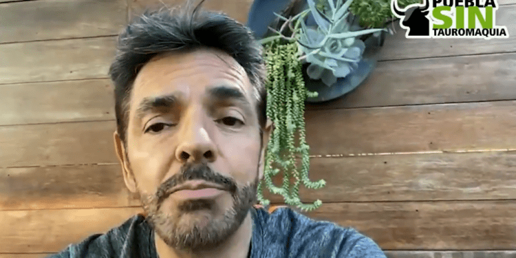 Eugenio Derbez y Marco Regil, a favor de prohibir corridas de toros en Puebla