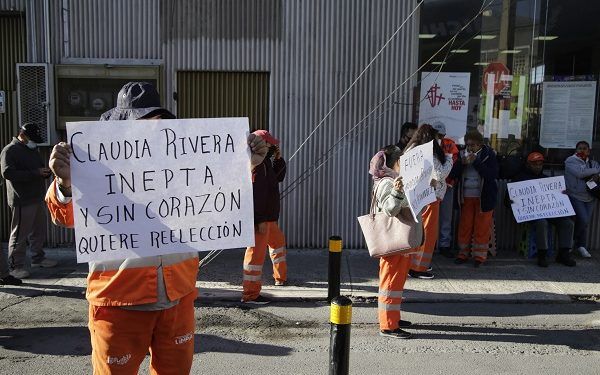 «Naranjitas» en Puebla acusan presunto despido de un compañero confinado por COVID-19