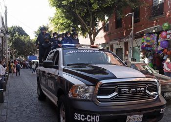 Seguridad Ciudadana y Normatividad de Puebla instalan operativo anti ambulantes