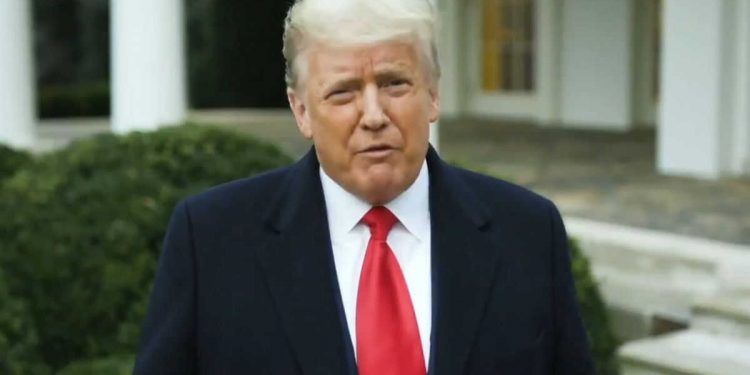 Zuckerberg bloqueará cuenta de Trump en Facebook e Instagram mientras sea presidente