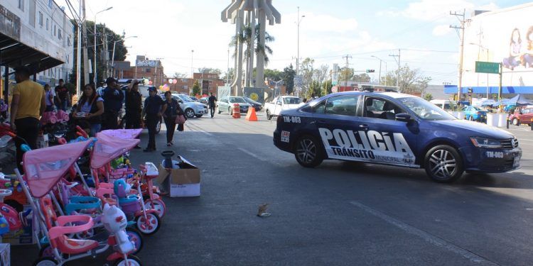 Ayuntamiento de Puebla autoriza venta de juguetes en La Margarita