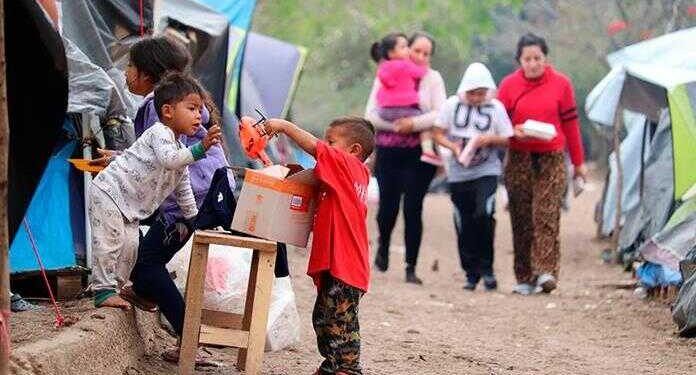 EE.UU. reiniciará este viernes casos de asilo de 25 mil migrantes con apoyo de México y la ONU