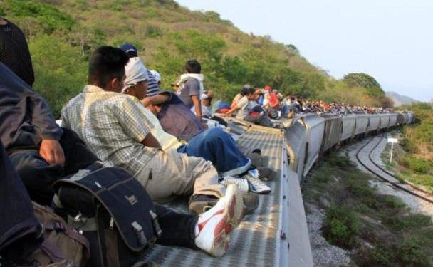 Detienen en Ciudad Serdán a 28 migrantes hondureños y nicaragüenses