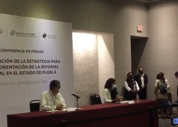 Luisa Maria Alcalde, titular de la Secretaría de Trabajo federal, presenta Reforma Laboral en Puebla
