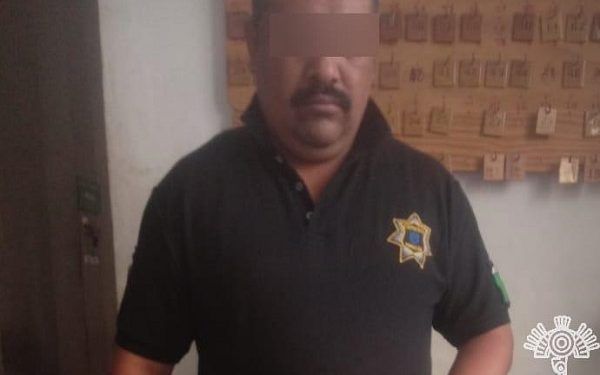 Policía municipal de Tehuacán intenta ingresar más de 150 dosis de droga al Cereso