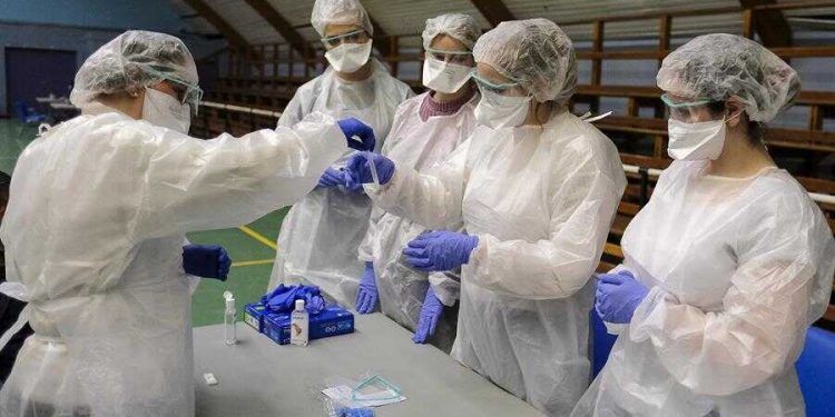 La variante británica del Covid-19 es responsable de un cuarto de los contagios en Francia