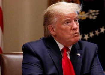 Senado acepta citar a testigos en juicio político contra Trump y retrasa el veredicto