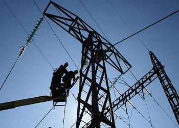 Descarta economía conflicto con EE.UU. por reforma eléctrica pero reconoce litigios con inversionistas