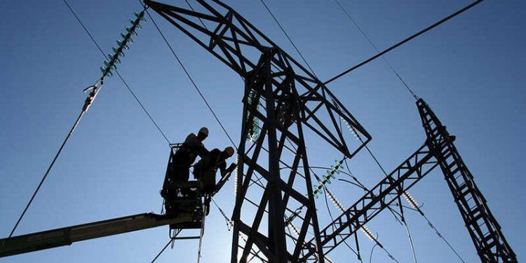 Descarta economía conflicto con EE.UU. por reforma eléctrica pero reconoce litigios con inversionistas