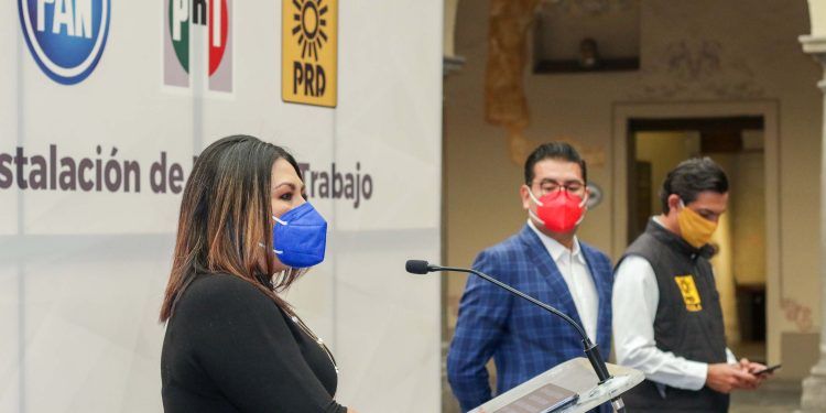 Y en MORENA sonríen…