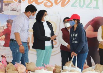San Andrés Cholula entrega de paquetes alimentarios del programa «Valores a tu mesa»